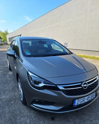 Opel Astra cena 65900 przebieg: 225000, rok produkcji 2017 z Gryfino małe 121